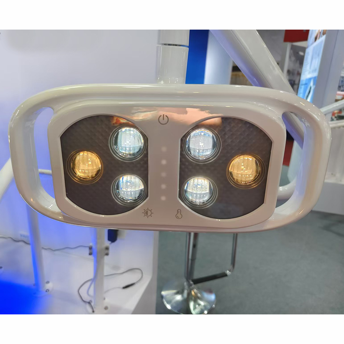 6LED Lampada per funzionamento - Teeth Whitening With Led Light recensione e prezzo